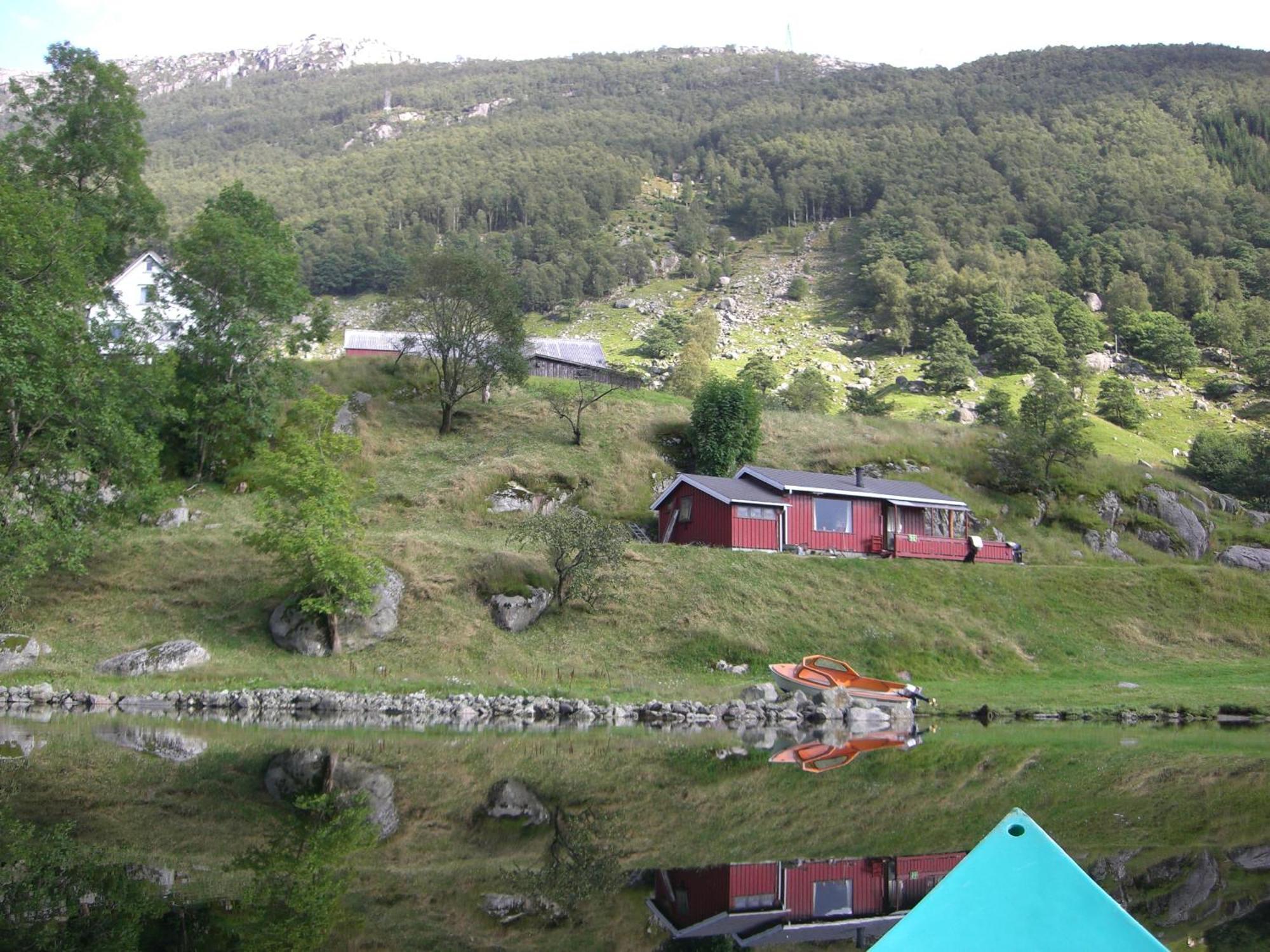 Ved Preikestolen Lodge *