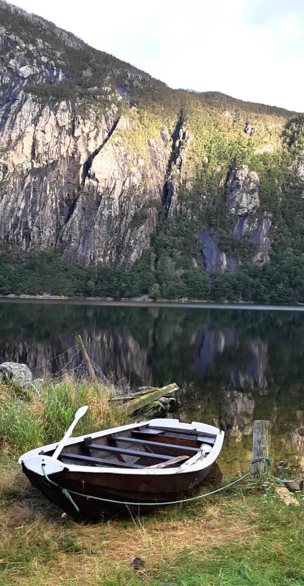 Ved Preikestolen Forsand